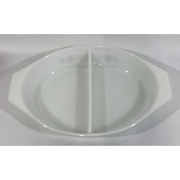 Vintage Pyrex Town and Country 1.5-quart oval divided casserole dish Brown - Picture 3 of 7